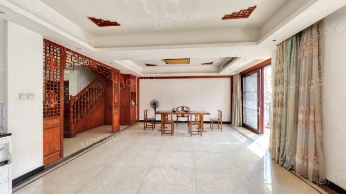 苏黎士小镇二手房实景图