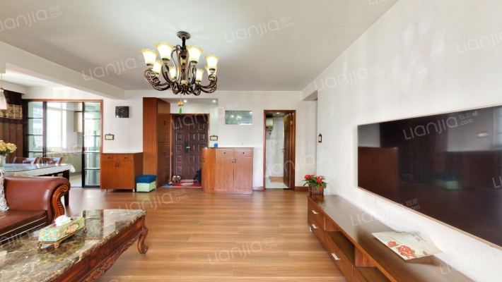 嘉绿莲苑二手房实景图