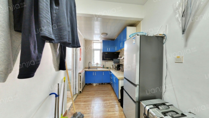 羊坊店居民楼二手房实景图