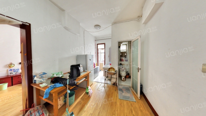 合作路33号院二手房实景图