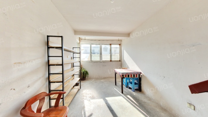 龙景花苑八区二手房实景图