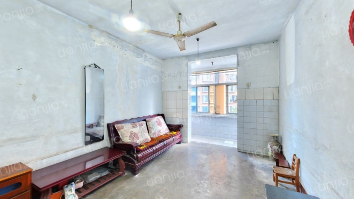 长远一小区二手房实景图