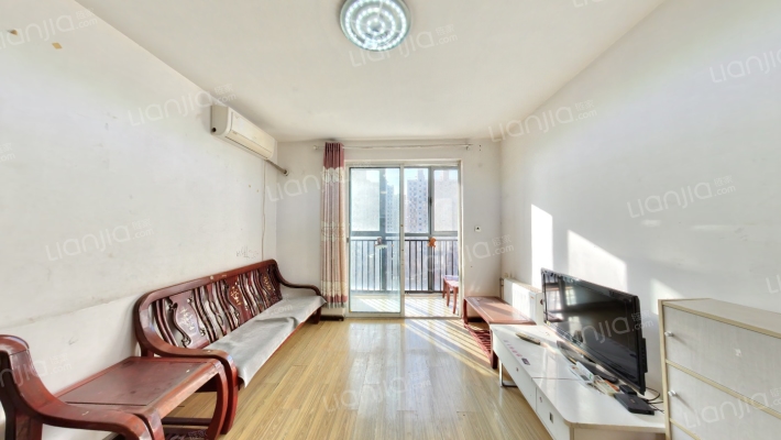 南海家园三里二手房实景图