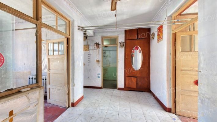 汾阳路19号院二手房实景图