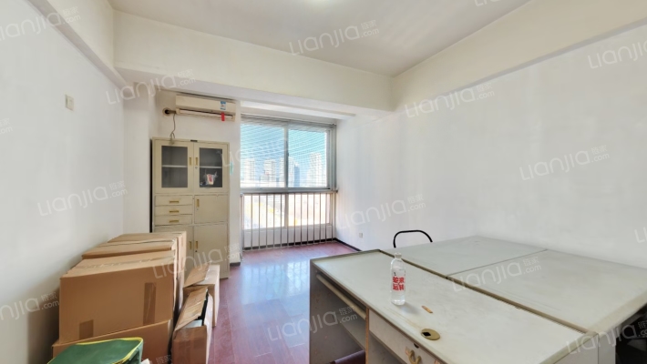 珍岗大厦二手房实景图