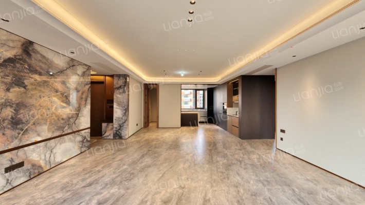 万科璞拾隐翠二手房实景图