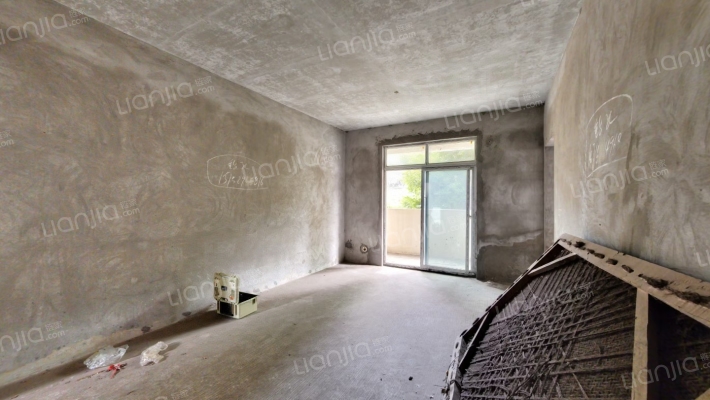 贾坝沱家园二手房实景图