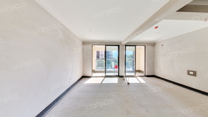 国贸建发保利悦湖二手房实景图