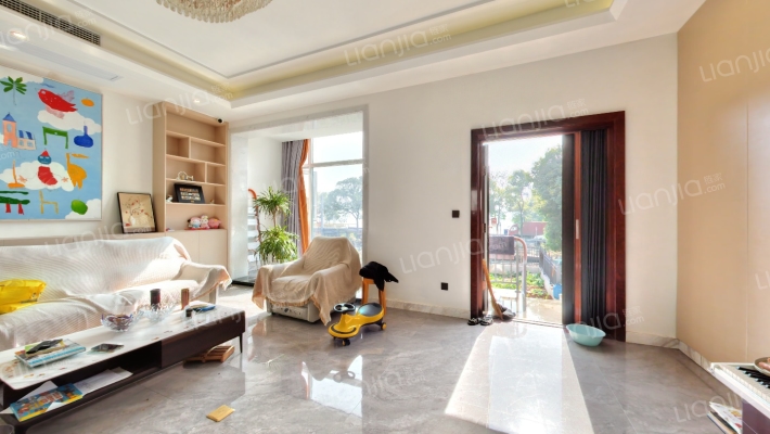 观澜逸墅二手房实景图