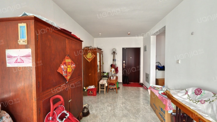 颐品学苑二手房实景图