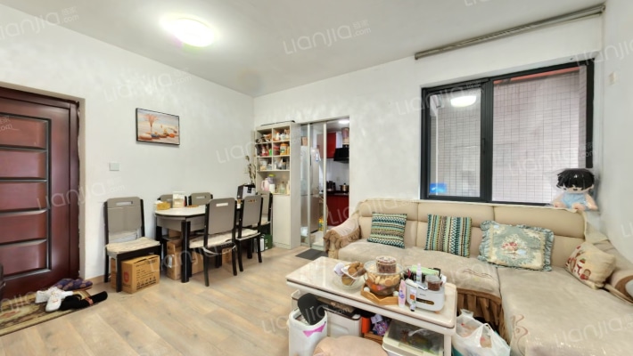 明桂南苑二手房实景图