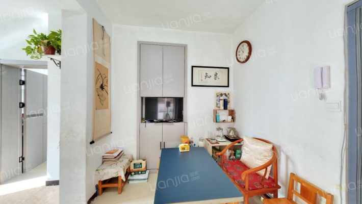 团校宿舍二手房实景图