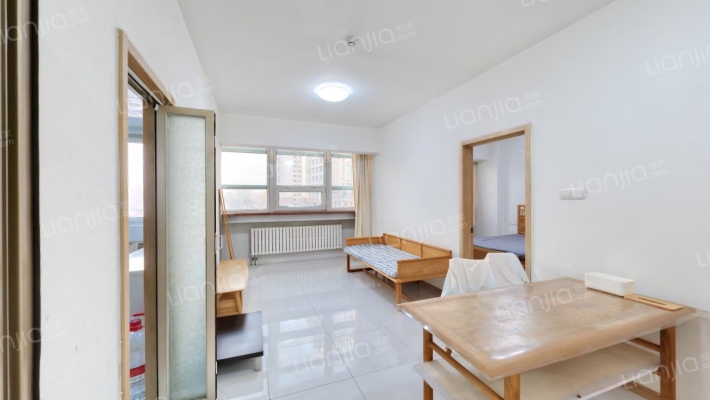 高斓大厦二手房实景图