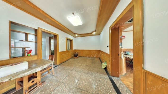 省地税局宿舍二手房实景图