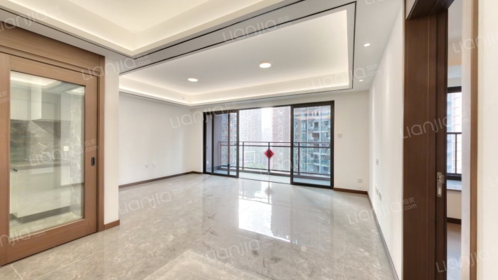 万科清水甲第致远二手房实景图