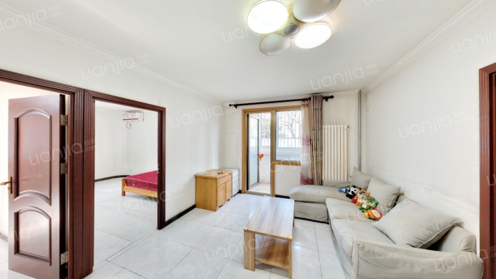 荧屏里二手房实景图