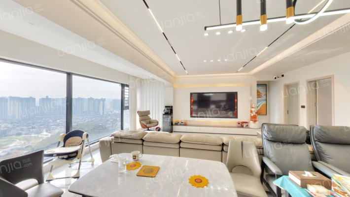 中铁阅山湖越麓南苑二手房实景图