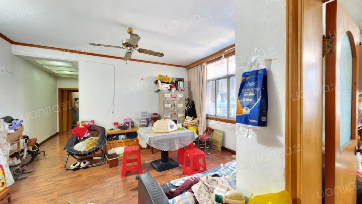 冯家畈宿舍楼二手房实景图