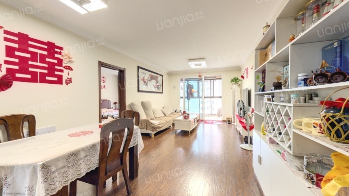 万科城棕榈苑二手房实景图