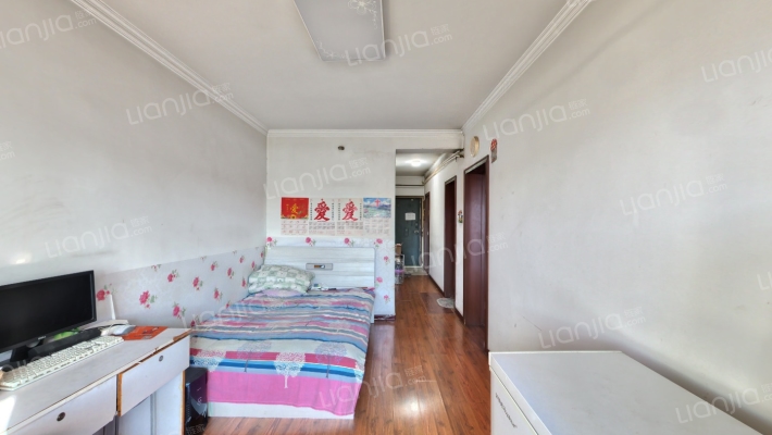 卧龙园二手房实景图