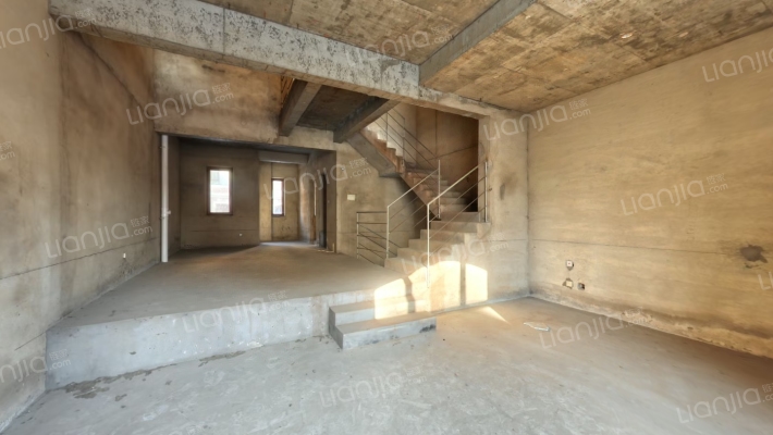 首创琥珀湾二手房实景图