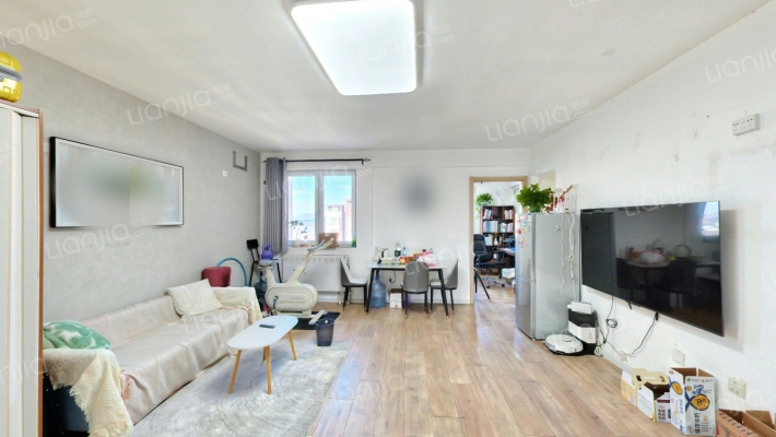 龙冠冠华苑萱草园二手房实景图