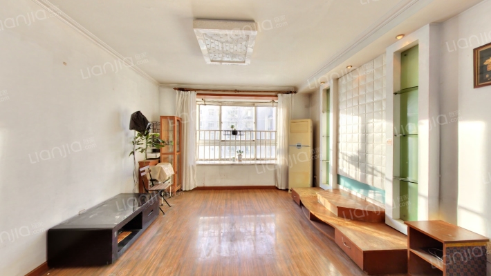 银领国际二手房实景图