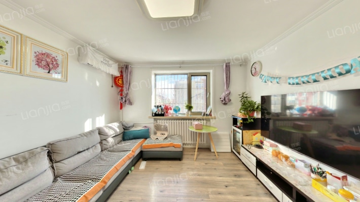 德露苑二手房实景图