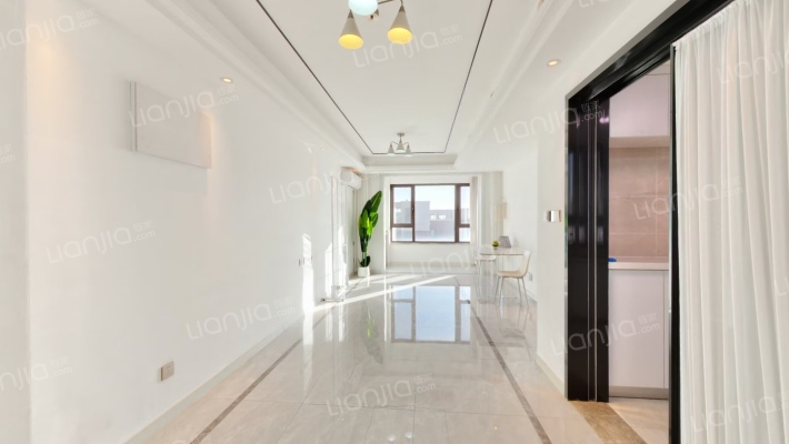 万科翡翠书院C区二手房实景图