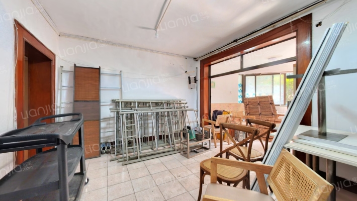 三圣街33号二手房实景图