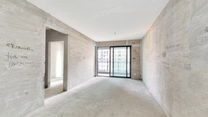 粤吉汇玺二手房实景图