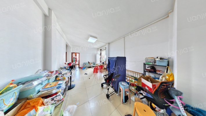 雅兰村二手房实景图