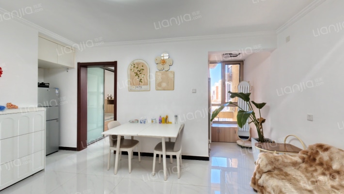 瑞丽江畔二手房实景图