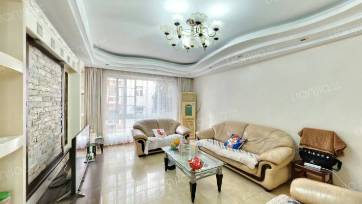 海华嘉园二手房实景图