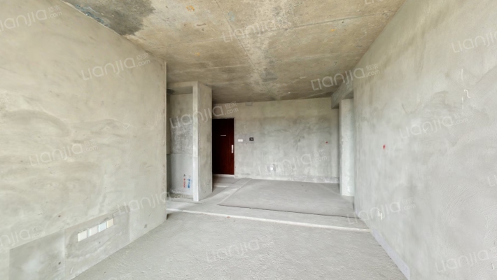 保利中央公园二手房实景图