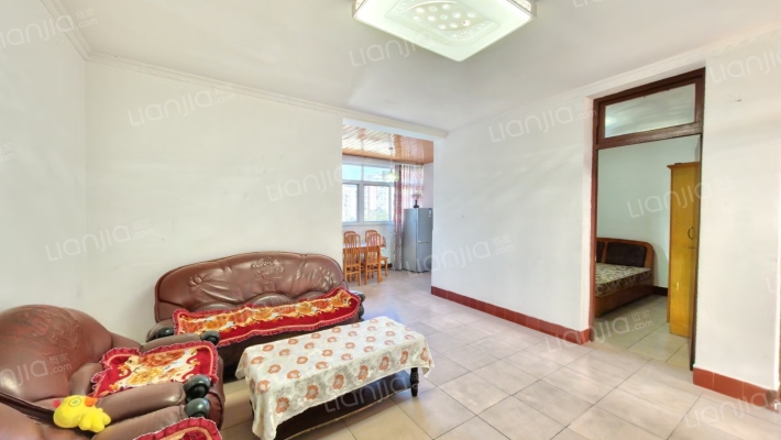 沿山路二段47号二手房实景图