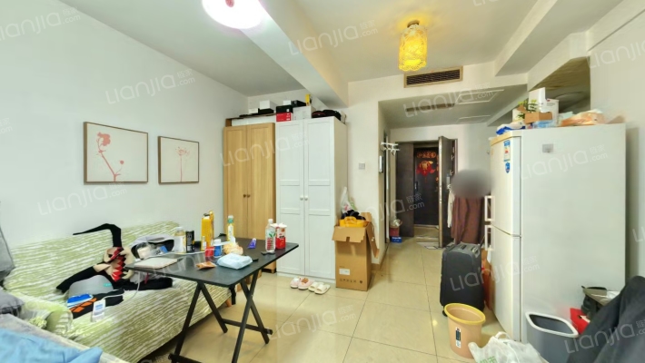 亚奥观典二手房实景图