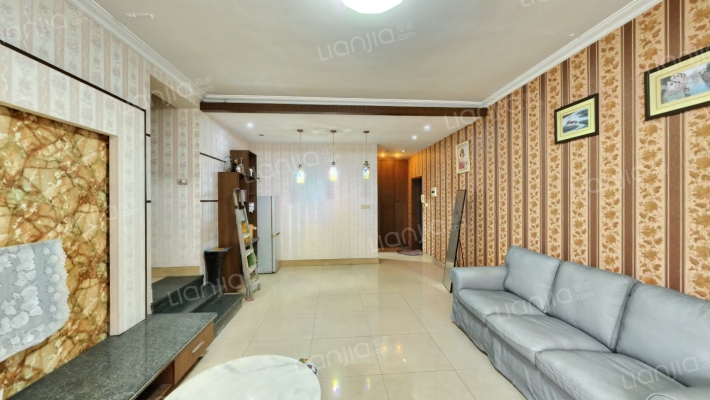 时代绿苑一期二手房实景图