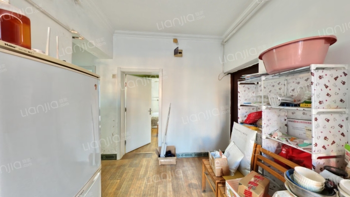 报国寺东夹道1号东院二手房实景图