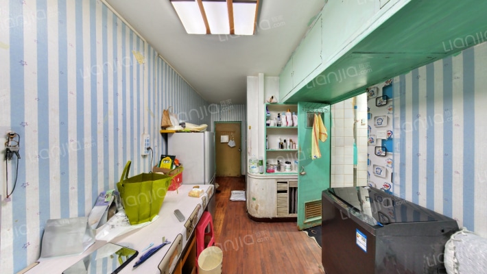 康静里二手房实景图