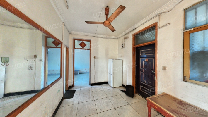 西坛新村二手房实景图