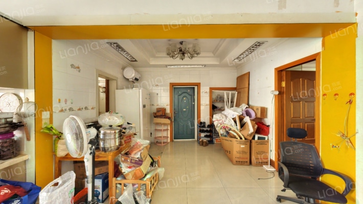 卫里家园二手房实景图