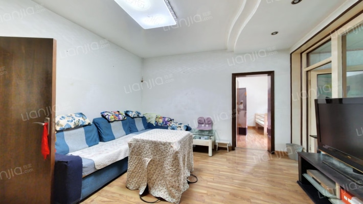 莲花坡小区二手房实景图