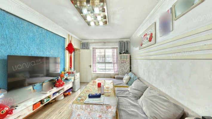 新民小区二手房实景图