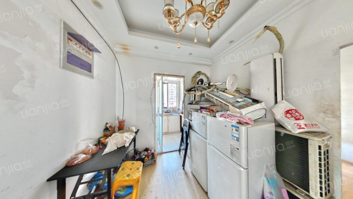 沾桥新苑二手房实景图