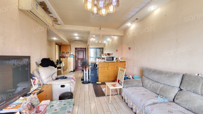 嘉富广场二手房实景图