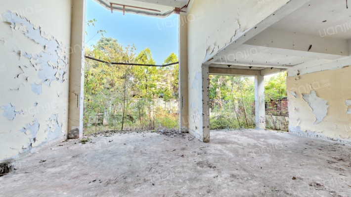 比华利豪园二手房实景图