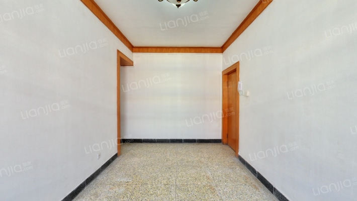 电信局家属楼二手房实景图