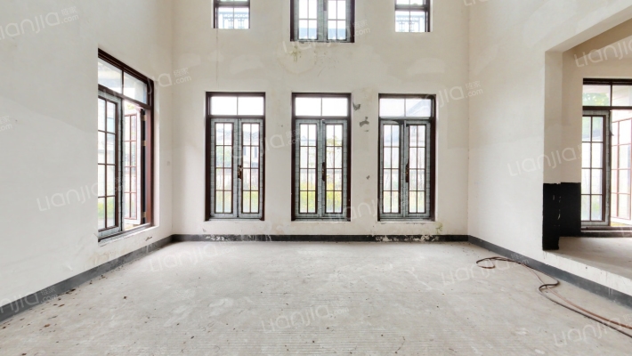 绿城两江御园玫瑰园二手房实景图