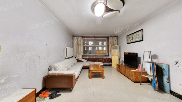 城管局家属楼二手房实景图